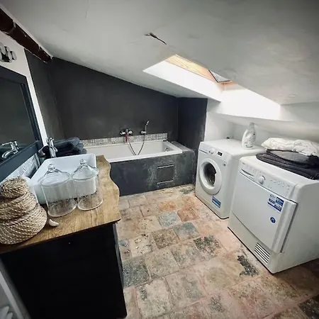 Loft En Duplex Centre Historique Апартаменты Монпелье